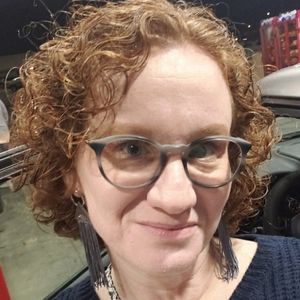 Meet your Posher, Deborah